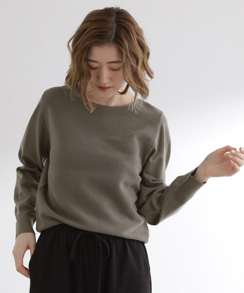 grove（グローブ）の「【最終お値下げ！】ガーターボートネックプルオーバー【洗える/毛玉軽減】（ニット/セーター・レディース・オレンジ/グリーン系/ライトグレー/ホワイト系5/チャコールグレー/オフホワイト/ブラック系7・03/02/01/04/05）」の8枚目の写真