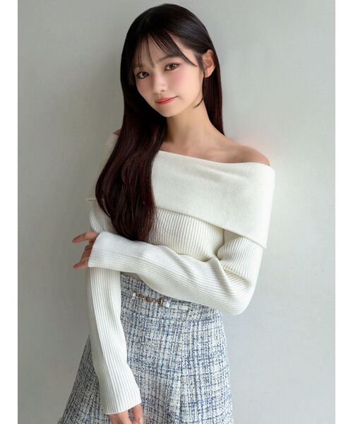 RESEXXY(リゼクシー)の「リブニットオフショルトップス(ニット/セーター・レディース・ブラック/ホワイト/ネイビー/ベージュ・FREE)」の22枚目の写真