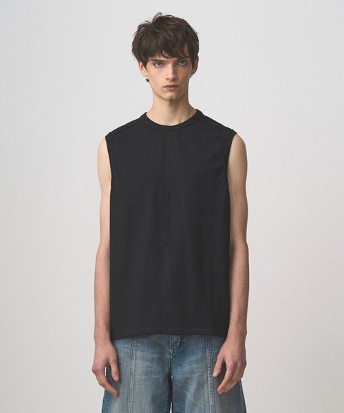 Juha（ユハ）の「SIGNATURE NO-SLEEVE（タンクトップ・メンズ・チャコールグレー/ブラック/ホワイト・3/4）」の2枚目の写真