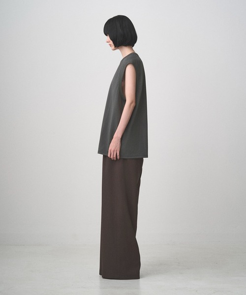 Juha（ユハ）の「SIGNATURE NO-SLEEVE（タンクトップ・メンズ・チャコールグレー/ブラック/ホワイト・3/4）」の21枚目の写真