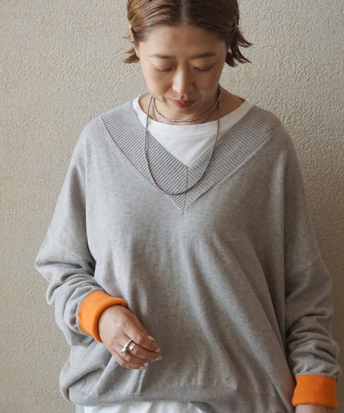 JOURNAL STANDARD LUXE(ジャーナルスタンダード ラックス)の「C/Caテンジク Vネックプルオーバー(ニット/セーター・レディース・グレー/ブラック・FREE)」の9枚目の写真