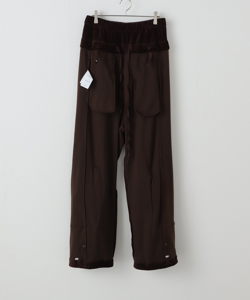 OPEN Yy(オープンワイワイ)の「【Geek Office / ギークオフィス】OPEN YY Woven ROLLED WAIST VELOUR CARGO(カーゴパンツ・レディース・ブラウン/ブラック・SMALL)」の15枚目の写真