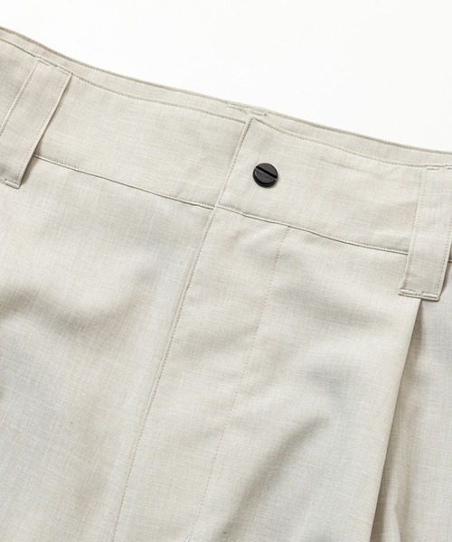 meanswhile（ミーンズワイル）の「Luggage Cargo Shorts（カーゴパンツ・メンズ・ベージュ系その他/オフホワイト/ネイビー・2(M)/4(XL)/3(L)/1(S)）」の5枚目の写真