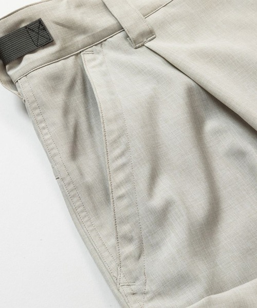 meanswhile（ミーンズワイル）の「Luggage Cargo Shorts（カーゴパンツ・メンズ・ベージュ系その他/オフホワイト/ネイビー・2(M)/4(XL)/3(L)/1(S)）」の6枚目の写真