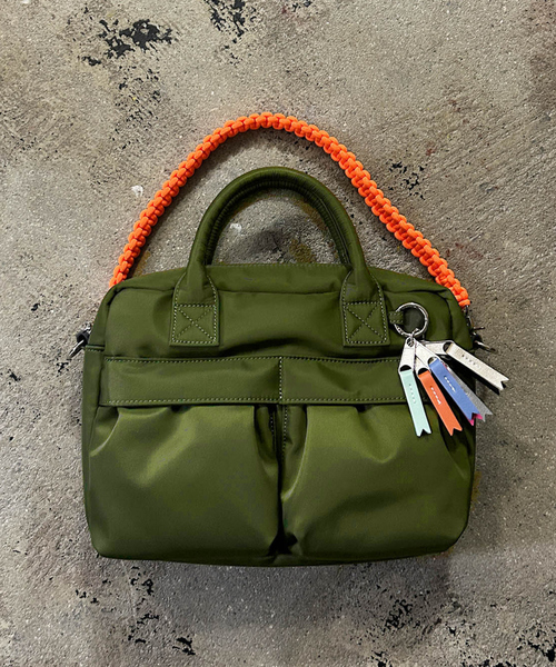 Cheek(チーク)の「【cheek / チーク】W pocket 3way boston / ダブルポケット 3WAYボストンバッグ (C25008)(ショルダーバッグ・メンズ・グレー/ブラック/ベージュ/カーキ・フリー)」の4枚目の写真