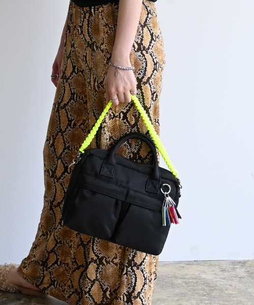 Cheek(チーク)の「【cheek / チーク】W pocket 3way boston / ダブルポケット 3WAYボストンバッグ (C25008)(ショルダーバッグ・メンズ・グレー/ブラック/ベージュ/カーキ・フリー)」の18枚目の写真