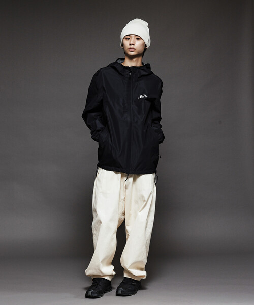 OAKLEYオークリー　ナイロンジャケット【 フード付き】 限定展開 OAKLEY/オークリー ELEMENTS SHELL JACKET 2.0