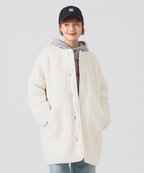 Ray BEAMS（レイビームス）の「ボア キルト リバーシブル コート（ノーカラーコート・レディース・オフホワイト/ブラック/オリーブ・0/1）」の2枚目の写真