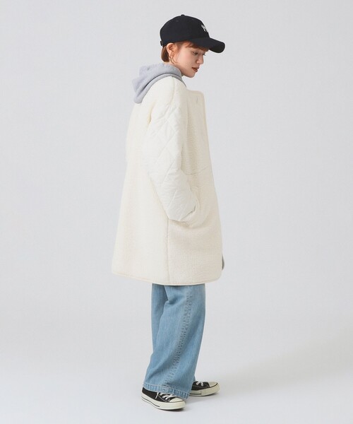 Ray BEAMS（レイビームス）の「ボア キルト リバーシブル コート（ノーカラーコート・レディース・オフホワイト/ブラック/オリーブ・0/1）」の8枚目の写真