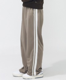 TIGORA（ティゴラ）の「ティゴラ TIGORA ワイドトラックパンツ（その他パンツ）」