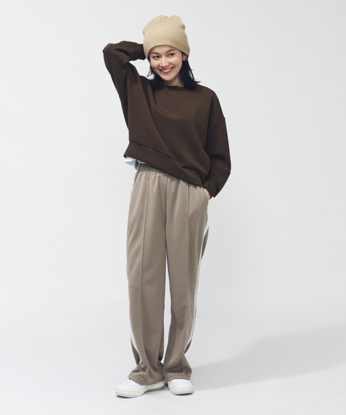 TIGORA(ティゴラ)の「ティゴラ TIGORA ワイドトラックパンツ(その他パンツ・レディース・ライトベージュ/ブラック/チャコールグレー/グリーン・S/M/L/XL)」の15枚目の写真