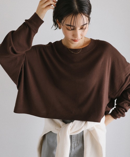 evernavy（エバーネイビー）の「ソフトフライス長袖Tシャツ 《ショート丈 》（Tシャツ/カットソー・レディース・ブラック/杢グレー/オフホワイト/チョコ・M）」の4枚目の写真