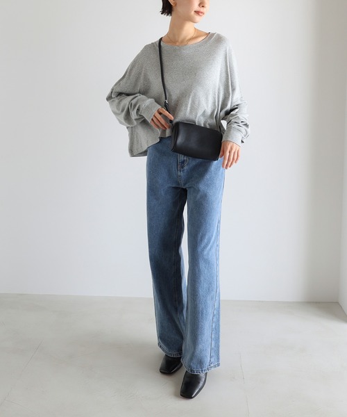 evernavy（エバーネイビー）の「ソフトフライス長袖Tシャツ 《ショート丈 》（Tシャツ/カットソー・レディース・ブラック/杢グレー/オフホワイト/チョコ・M）」の7枚目の写真