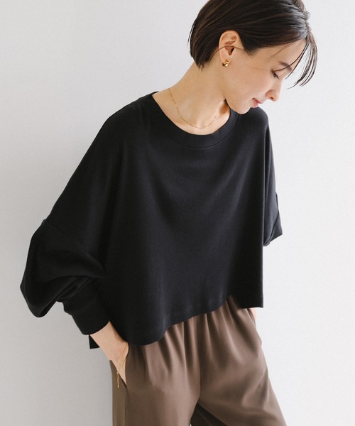 evernavy（エバーネイビー）の「ソフトフライス長袖Tシャツ 《ショート丈 》（Tシャツ/カットソー・レディース・ブラック/杢グレー/オフホワイト/チョコ・M）」の17枚目の写真