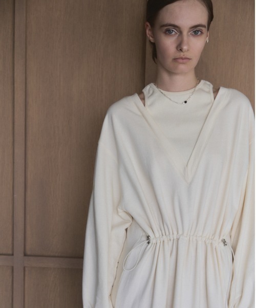 Muel Chic(ミュエルシック)の「Lay sweat one-piece レイスウェットワンピース(ワンピース・レディース・ブラック/オフホワイト/オレンジ・MEDIUM/SMALL)」の20枚目の写真