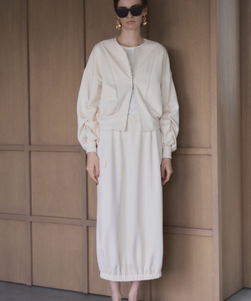 Muel Chic(ミュエルシック)の「Lay sweat one-piece レイスウェットワンピース(ワンピース・レディース・ブラック/オフホワイト/オレンジ・MEDIUM/SMALL)」の4枚目の写真