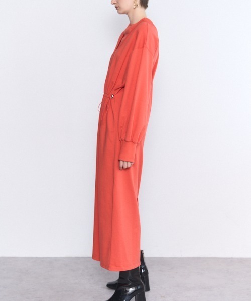 Muel Chic(ミュエルシック)の「Lay sweat one-piece レイスウェットワンピース(ワンピース・レディース・ブラック/オフホワイト/オレンジ・MEDIUM/SMALL)」の12枚目の写真