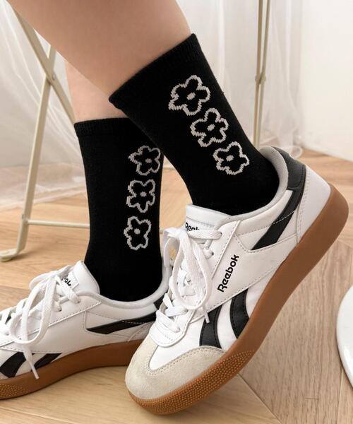 WEGO(ウィゴー)の「WEGO/手書き風3連フラワーソックス(ソックス/靴下・レディース・ブルー/ホワイト/ブラック・23-25cm)」の5枚目の写真