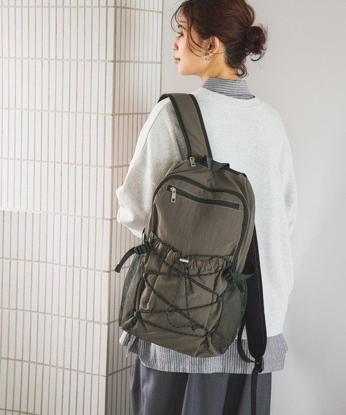 studio CLIP(スタディオクリップ)の「【人間工学に基づいて考えた!】からだよろこぶリュックサック(バックパック/リュック・レディース・ブラック/チャコール/ダークブラウン・FREE)」の2枚目の写真