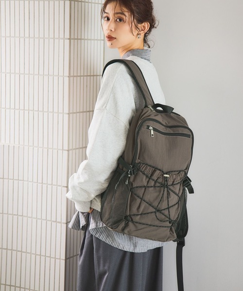 studio CLIP(スタディオクリップ)の「【人間工学に基づいて考えた!】からだよろこぶリュックサック(バックパック/リュック・レディース・ブラック/チャコール/ダークブラウン・FREE)」の4枚目の写真