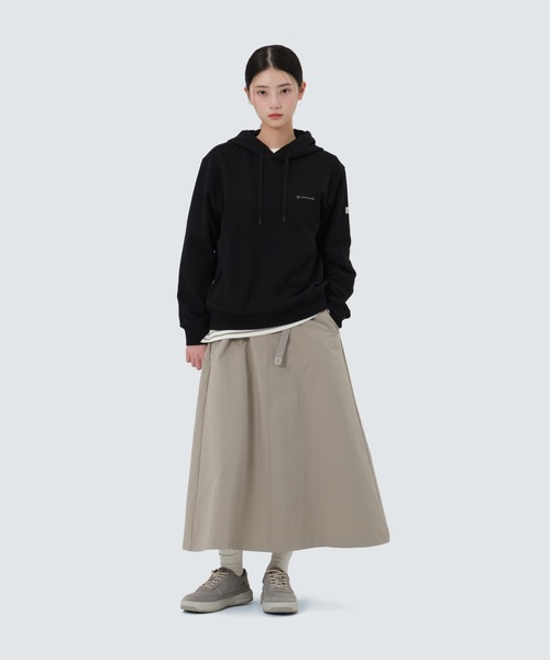 Snow Peak(スノーピーク)の「SnowPeak / Land Women's Hood T-Shirt ランド レディース フード Tシャツ 海外限定(パーカー・レディース・ライトベージュ/カーキ/ブラック・S/M/L)」の5枚目の写真