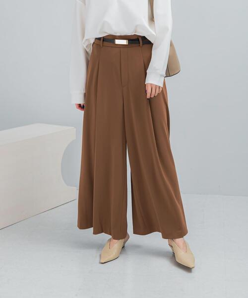 URBAN RESEARCH ROSSO WOMEN(アーバンリサーチ ロッソ)の「DONEEYU マットストレッチポンチパンツ(その他パンツ・レディース・チャコールグレー/ブラウン・38)」の1枚目の写真