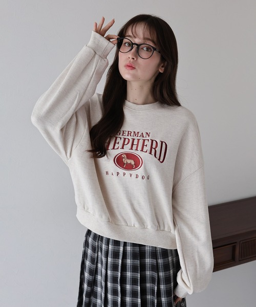 BLUEEAST(ブルーイースト)の「ゴールデンシェパード刺繍スウェット(スウェット・レディース・ネイビー/アイボリー/グレー・MEDIUM)」の9枚目の写真