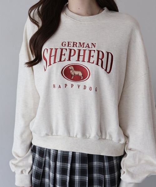 BLUEEAST(ブルーイースト)の「ゴールデンシェパード刺繍スウェット(スウェット・レディース・ネイビー/アイボリー/グレー・MEDIUM)」の6枚目の写真