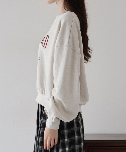 BLUEEAST(ブルーイースト)の「ゴールデンシェパード刺繍スウェット(スウェット・レディース・ネイビー/アイボリー/グレー・MEDIUM)」の22枚目の写真