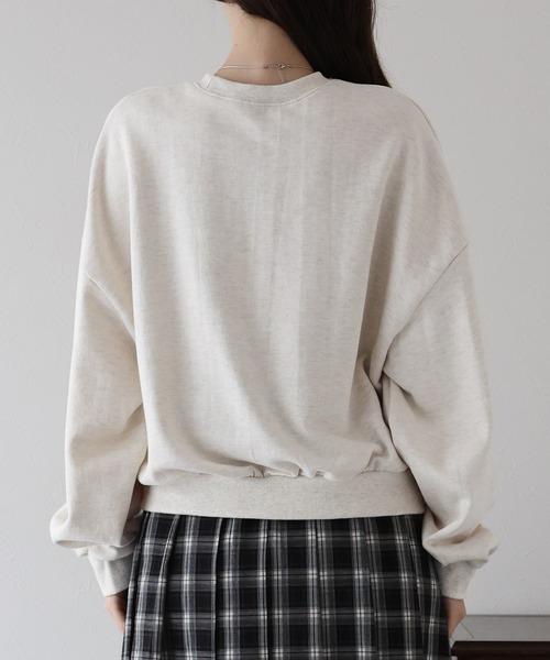 BLUEEAST(ブルーイースト)の「ゴールデンシェパード刺繍スウェット(スウェット・レディース・ネイビー/アイボリー/グレー・MEDIUM)」の17枚目の写真