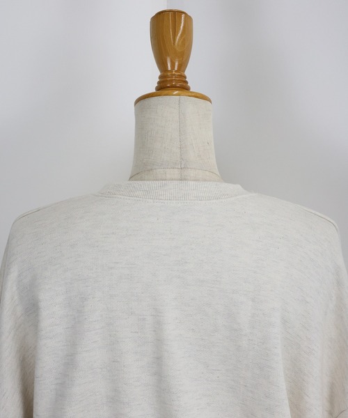 BLUEEAST(ブルーイースト)の「ゴールデンシェパード刺繍スウェット(スウェット・レディース・ネイビー/アイボリー/グレー・MEDIUM)」の14枚目の写真