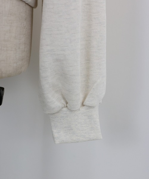 BLUEEAST(ブルーイースト)の「ゴールデンシェパード刺繍スウェット(スウェット・レディース・ネイビー/アイボリー/グレー・MEDIUM)」の15枚目の写真