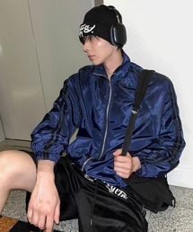 COSYHARU（コシハル）の「超軽ハイネックサイドトラックウィンドジャケット（ナイロンジャケット）」