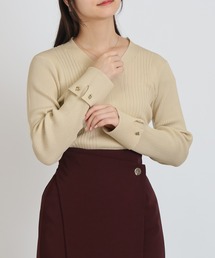 TRUDEA（トルディア）の「Vネックハトメカフスニット（ニット/セーター）」
