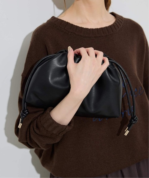 SLOBE IENA（スローブイエナ）の「《追加3》SLOBE 3WAY スムース巾着バッグ（クラッチバッグ・レディース・ブラック/ボルドー・FREE）」の14枚目の写真