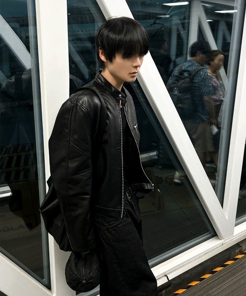 トオブプレミアムクロップドレザージャケット（ライダースジャケット