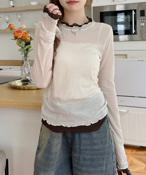 Ada.(エイダ)の「バイカラー フリル カットソー(Tシャツ/カットソー・レディース・レッド/チャコール/ネイビー/アイボリー/グレー・FREE)」の2枚目の写真