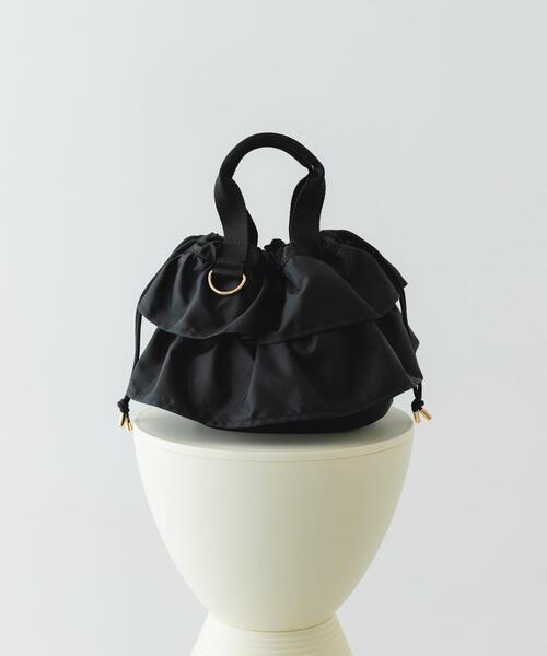 RODE SKO(ロデスコ)の「軽量フリルキンチャクバッグ(ハンドバッグ・レディース・ベージュ/ブラウン/ブラック・ONE)」の2枚目の写真