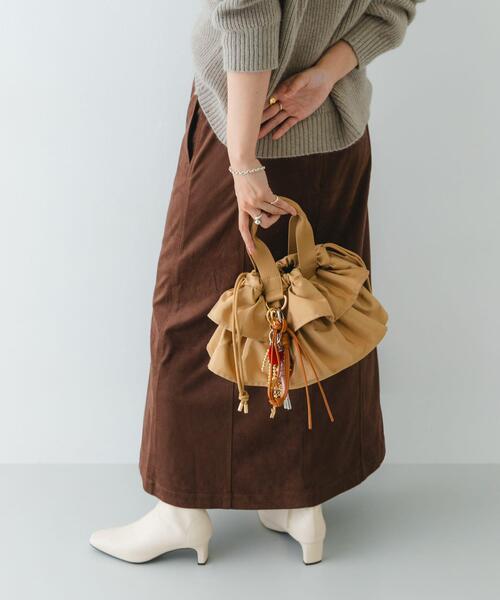 RODE SKO(ロデスコ)の「軽量フリルキンチャクバッグ(ハンドバッグ・レディース・ベージュ/ブラウン/ブラック・ONE)」の9枚目の写真