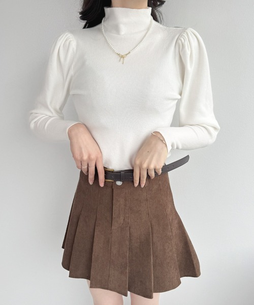 frunco(フランコ)の「ベルト付きコーデュロイプリーツスカート(スカート・レディース・アイボリー/ブラック/ブラウン・MEDIUM)」の22枚目の写真