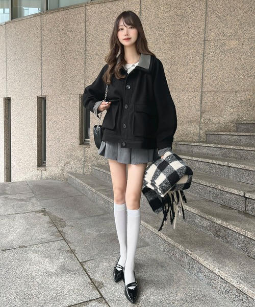 CHARME BY MICOLA(シャルムバイミコラ)の「AWトレンド♪衿シャツレイヤードフェイクウールポロジャケット(その他アウター・レディース・チャコールグレー/ブラック・FREE)」の5枚目の写真