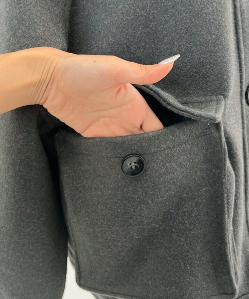 CHARME BY MICOLA(シャルムバイミコラ)の「AWトレンド♪衿シャツレイヤードフェイクウールポロジャケット(その他アウター・レディース・チャコールグレー/ブラック・FREE)」の19枚目の写真