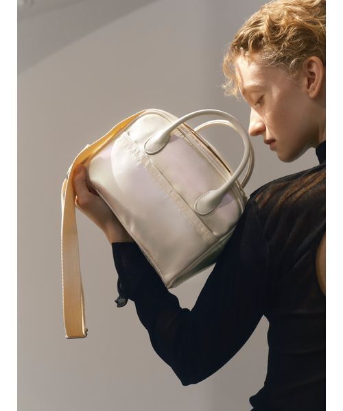 LeSportsac× FRAY I.D】SQUARE TH CROSSBODY（ハンドバッグ）｜FRAY