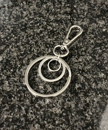 Salong hameu（サロン ハミュー）の「シルバーカーラー サークルリングモチーフキーホルダー メンズ レディース ユニセックス（キーホルダー）」