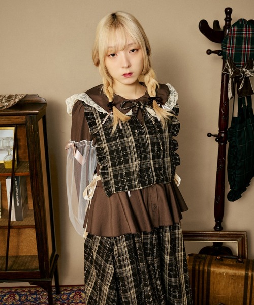 kutir(クティール)の「【クティールとレトロ】【セットアップ着用可】レースツイードリボンベスト(ベスト・レディース・レッド/ブラウン/ブラック・FREE)」の12枚目の写真