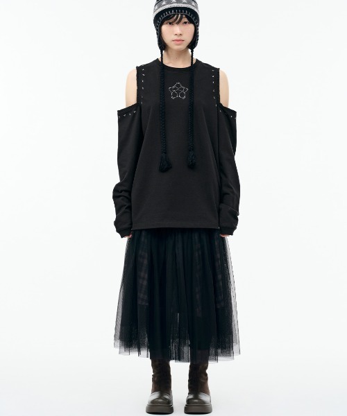 TUOMIO(トゥオミオ)の「【TUOMIO】CUT-OUT LACE LONG SLEEVES / 【トゥオミオ】カットアウトレースロングスリーブ(スウェット・レディース・ブラック/ベージュ・S)」の9枚目の写真