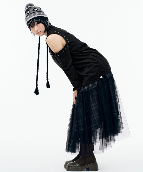 TUOMIO(トゥオミオ)の「【TUOMIO】CUT-OUT LACE LONG SLEEVES / 【トゥオミオ】カットアウトレースロングスリーブ(スウェット・レディース・ブラック/ベージュ・S)」の7枚目の写真