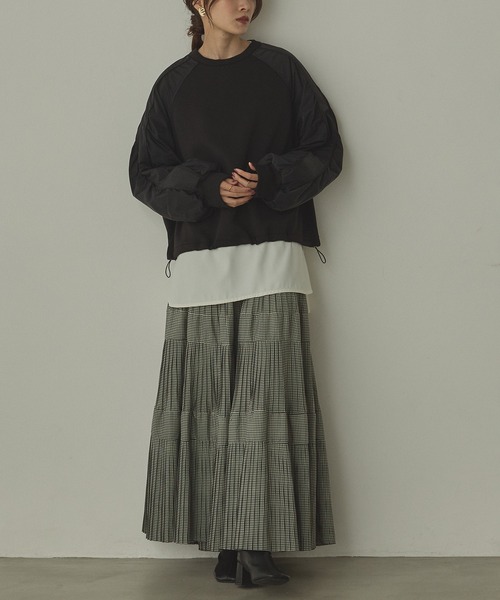 hunch（ハンチ）の「ダンボールナイロン ドッキングトップス（スウェット・レディース・ダークカーキ/アイボリー/ブラック・FREE）」の20枚目の写真