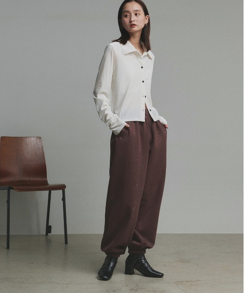 ad thie（アドティエ）の「裏起毛 ラメ ジョガーパンツ（スウェットパンツ・レディース・ブラック/ネイビー/ブラウン・FREE）」の20枚目の写真