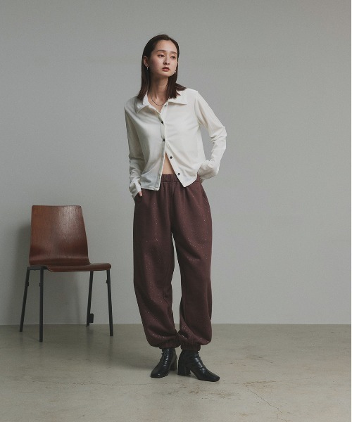 ad thie（アドティエ）の「裏起毛 ラメ ジョガーパンツ（スウェットパンツ・レディース・ブラック/ネイビー/ブラウン・FREE）」の22枚目の写真